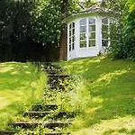 Falkenberg 3* Dusseldorf